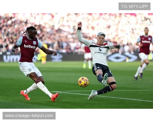 西汉姆联1-1战平曼联 主场三连胜遭舍什科绝平终结